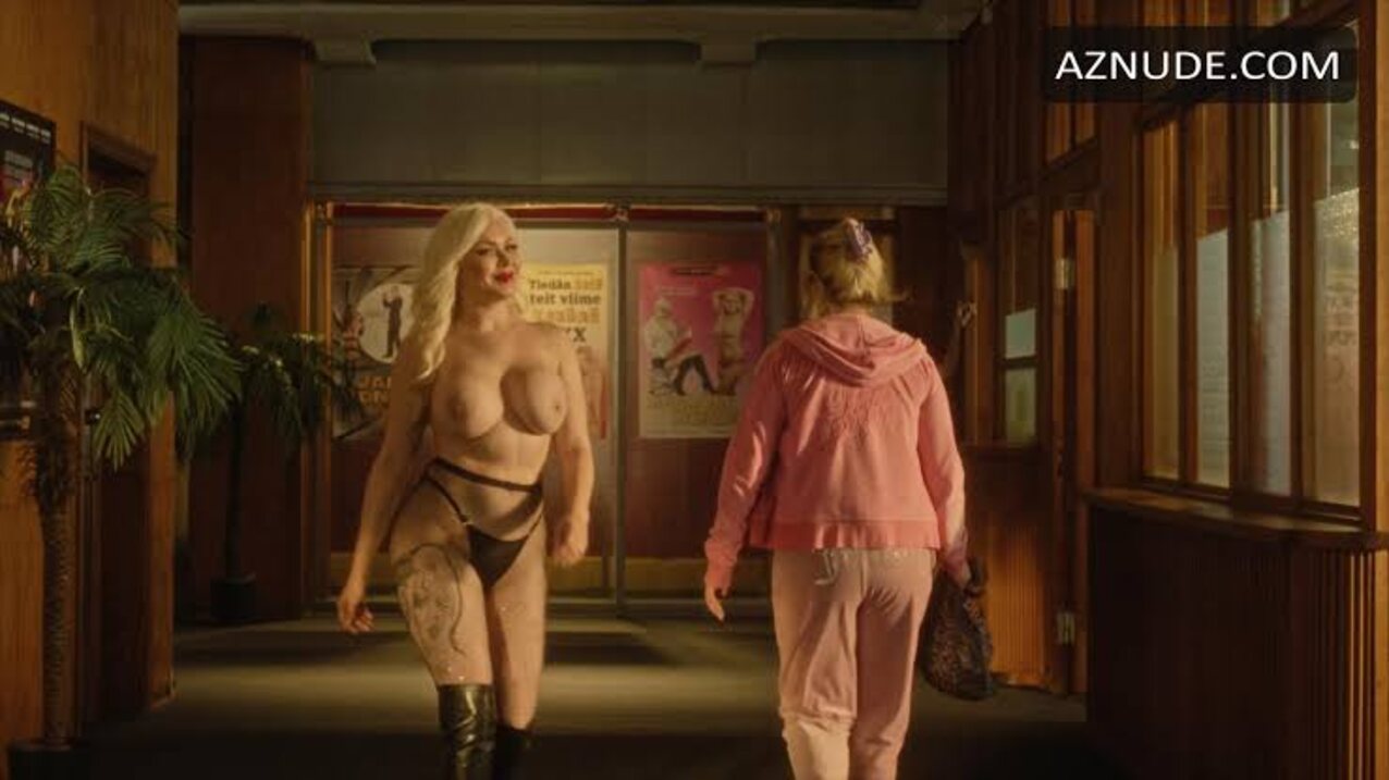blonde tease strip