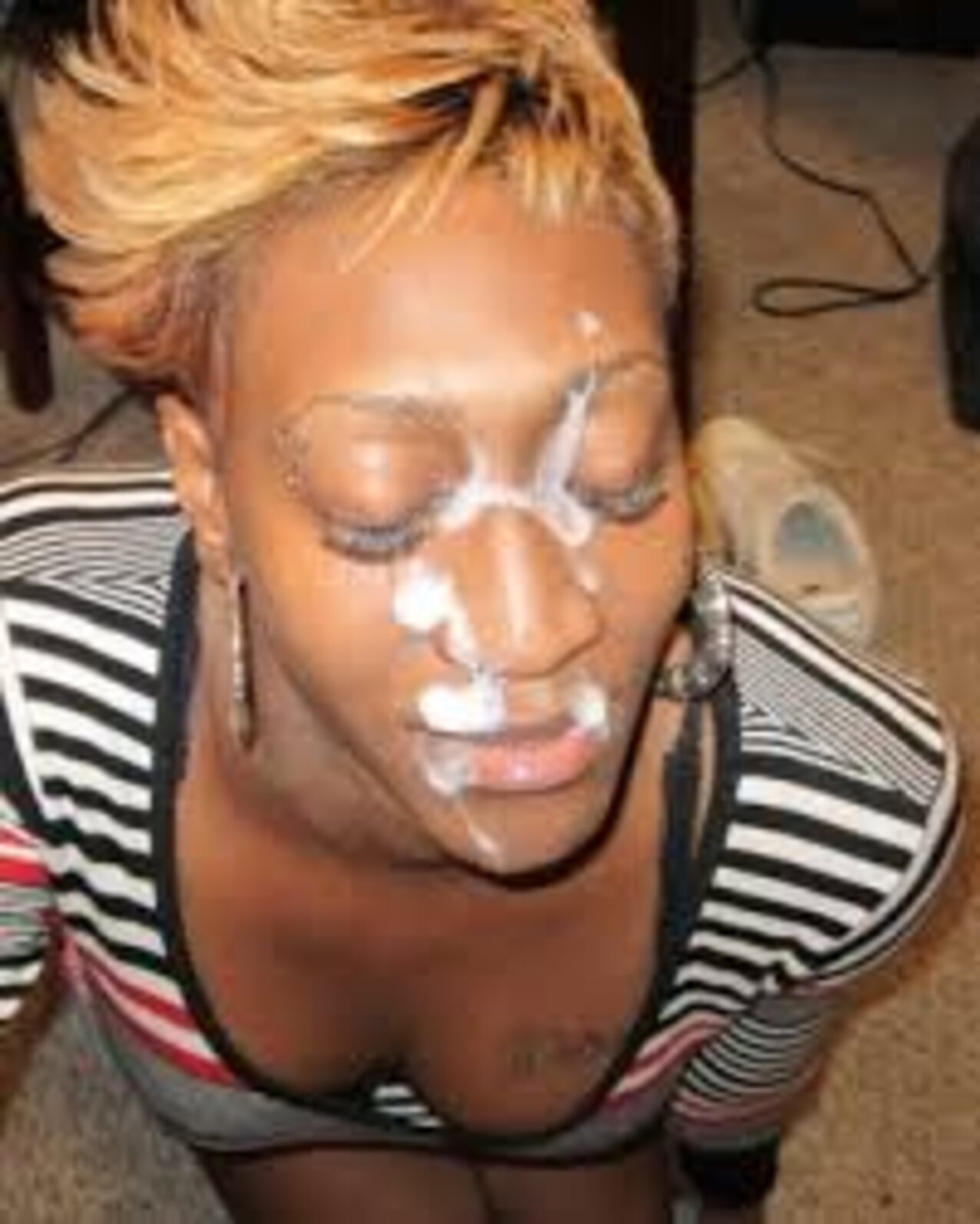 ebony facial blonde