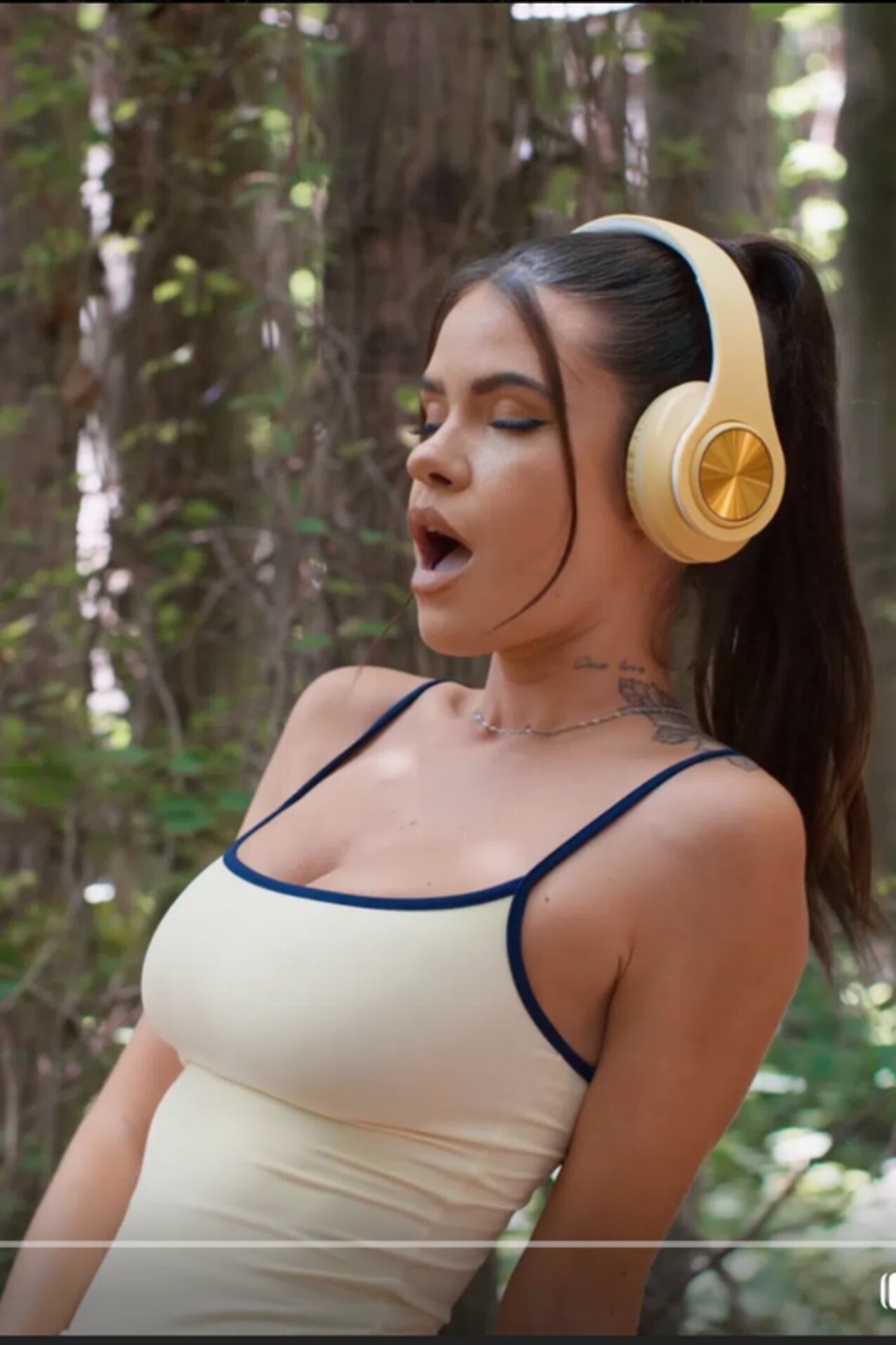 big tits masturbating pornstar