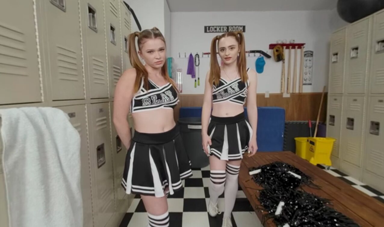 small tits petite blonw