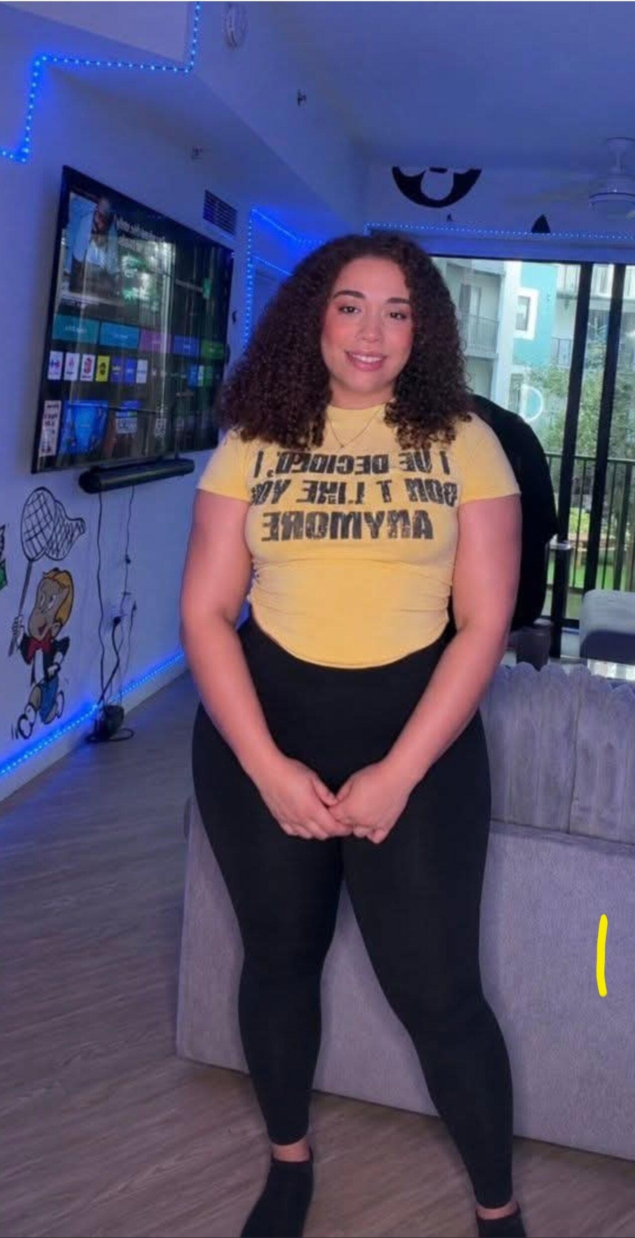 curly hair ebony latin
