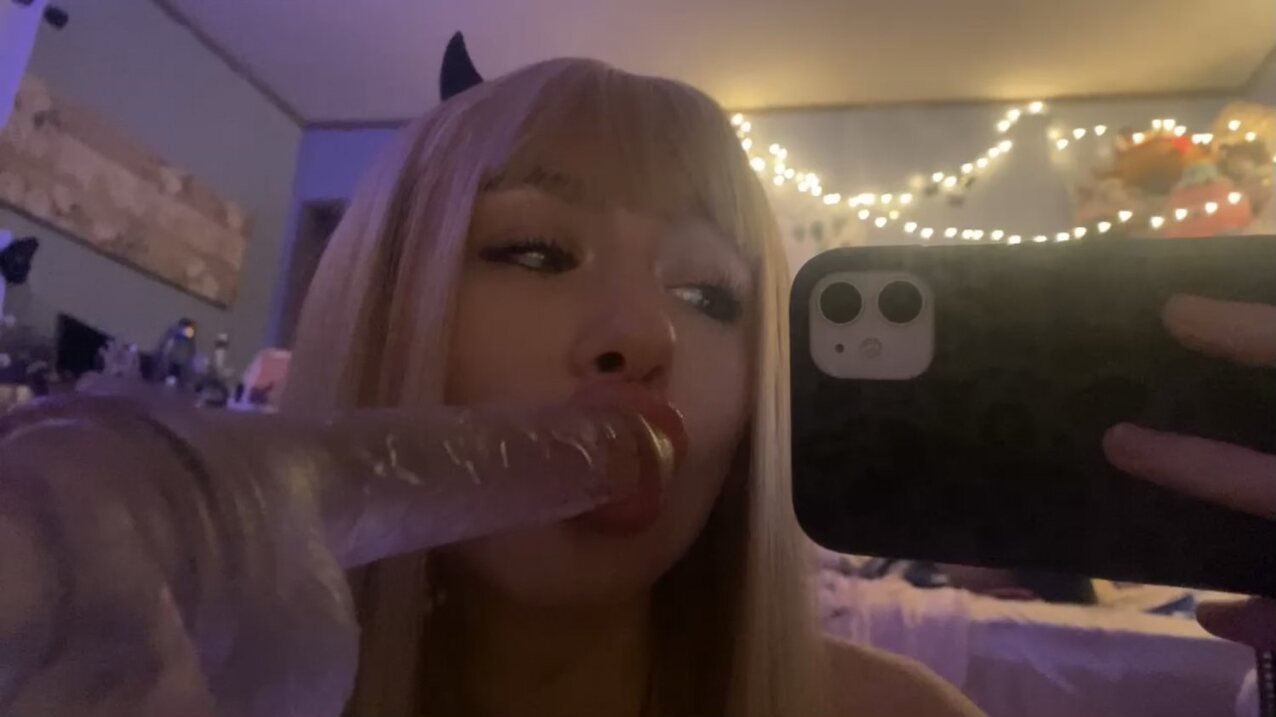 teen cute solo