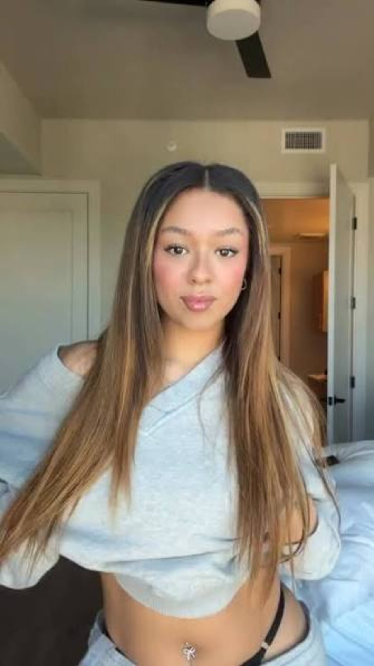 big tits brunette sexy