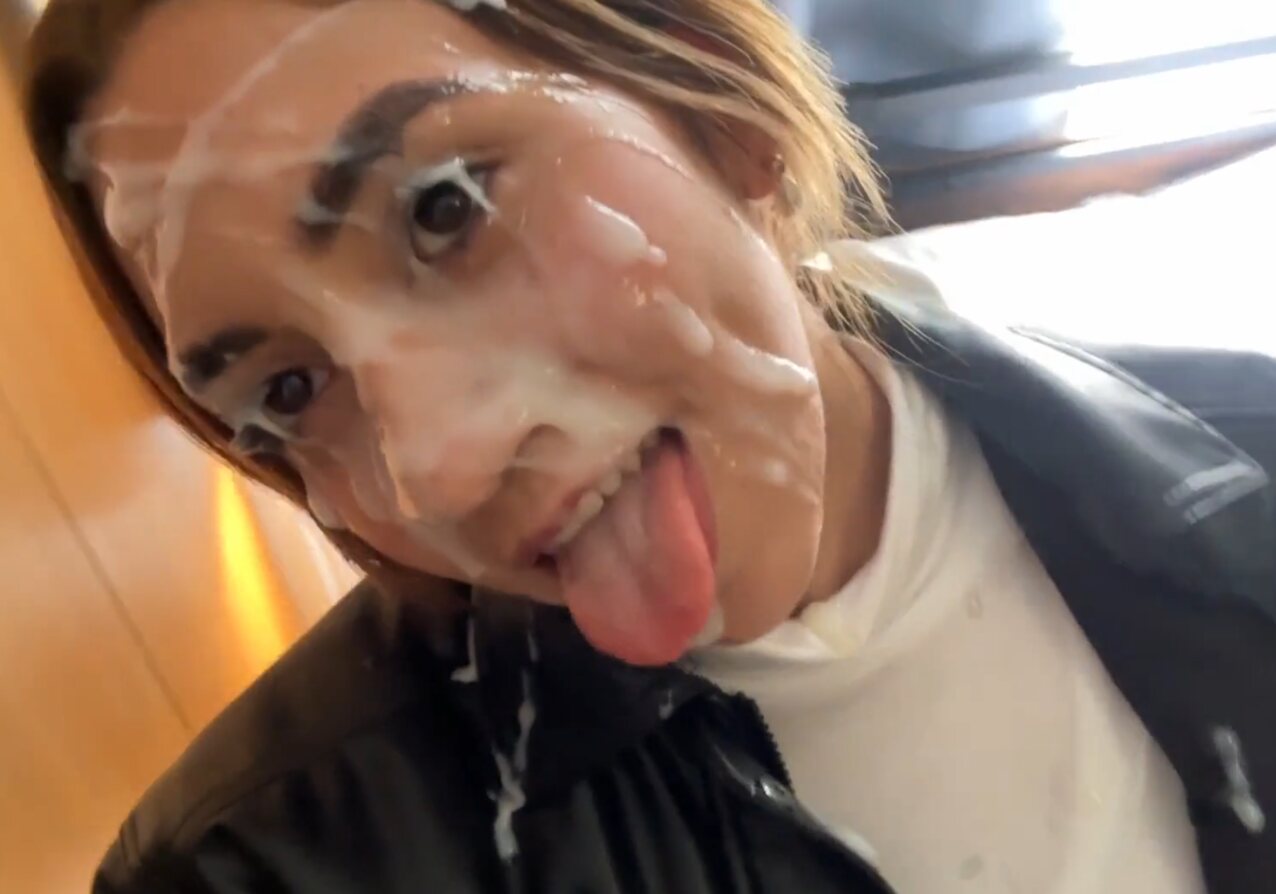 bukkake cumshot facial