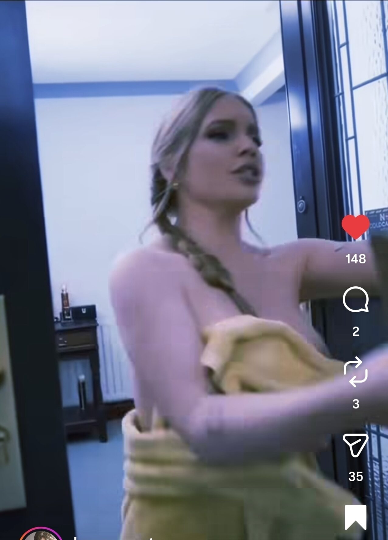 blonde brazzets threesome