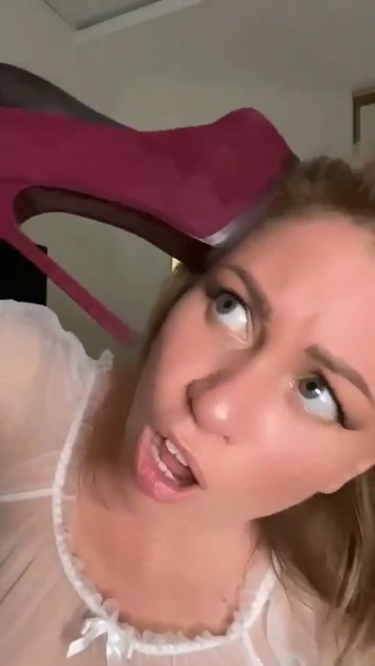 blonde brunette dancing