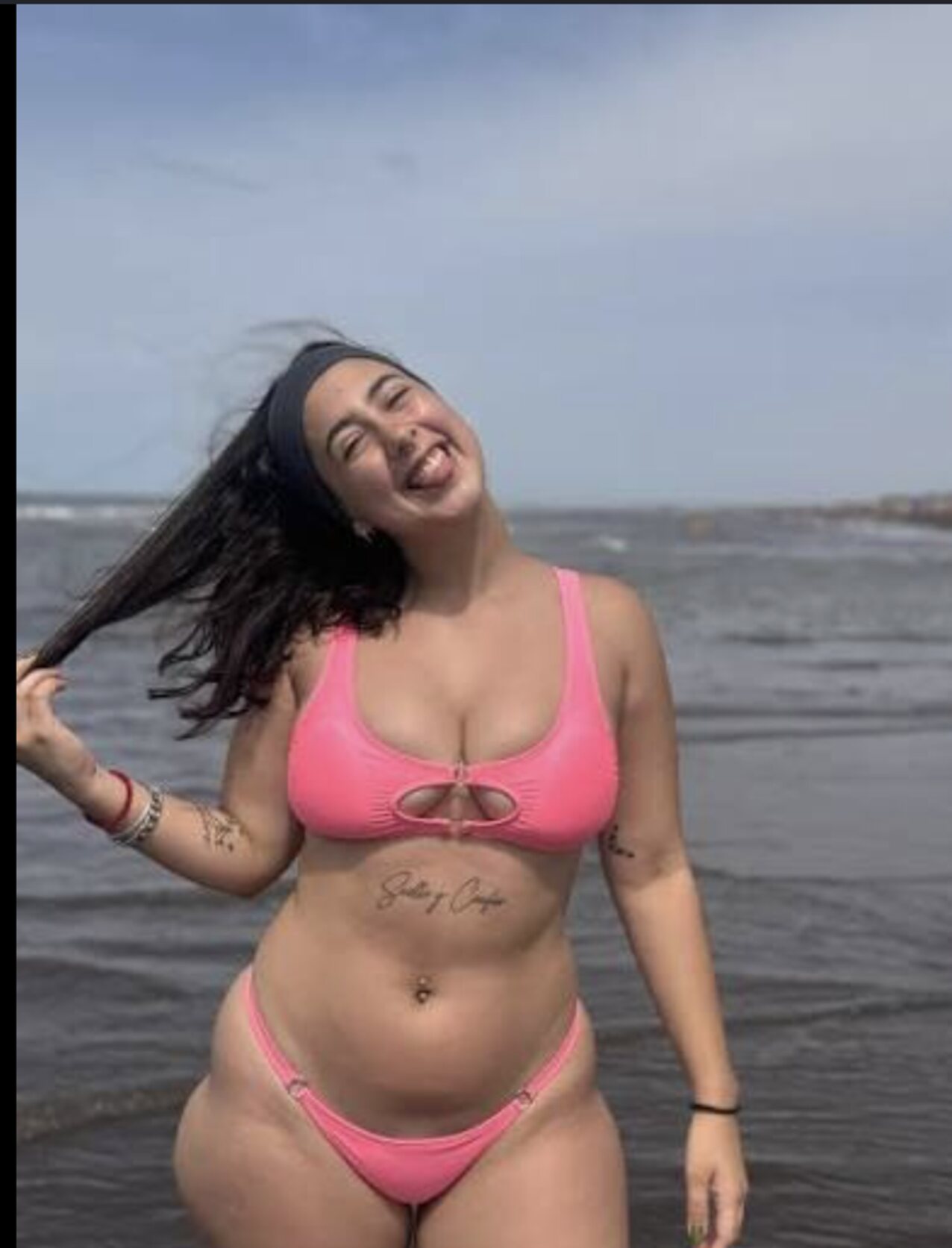 thick curvy beach