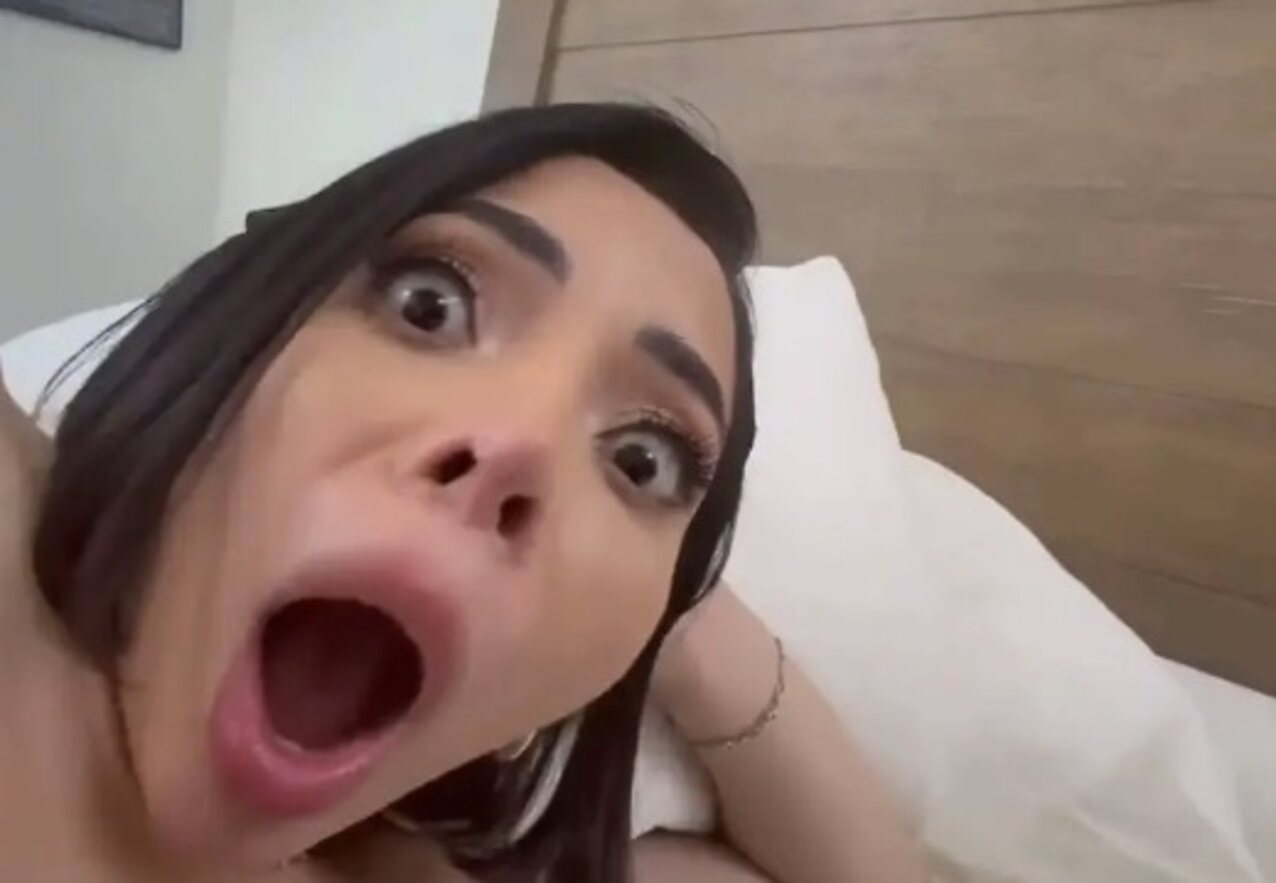amateur brunette latina