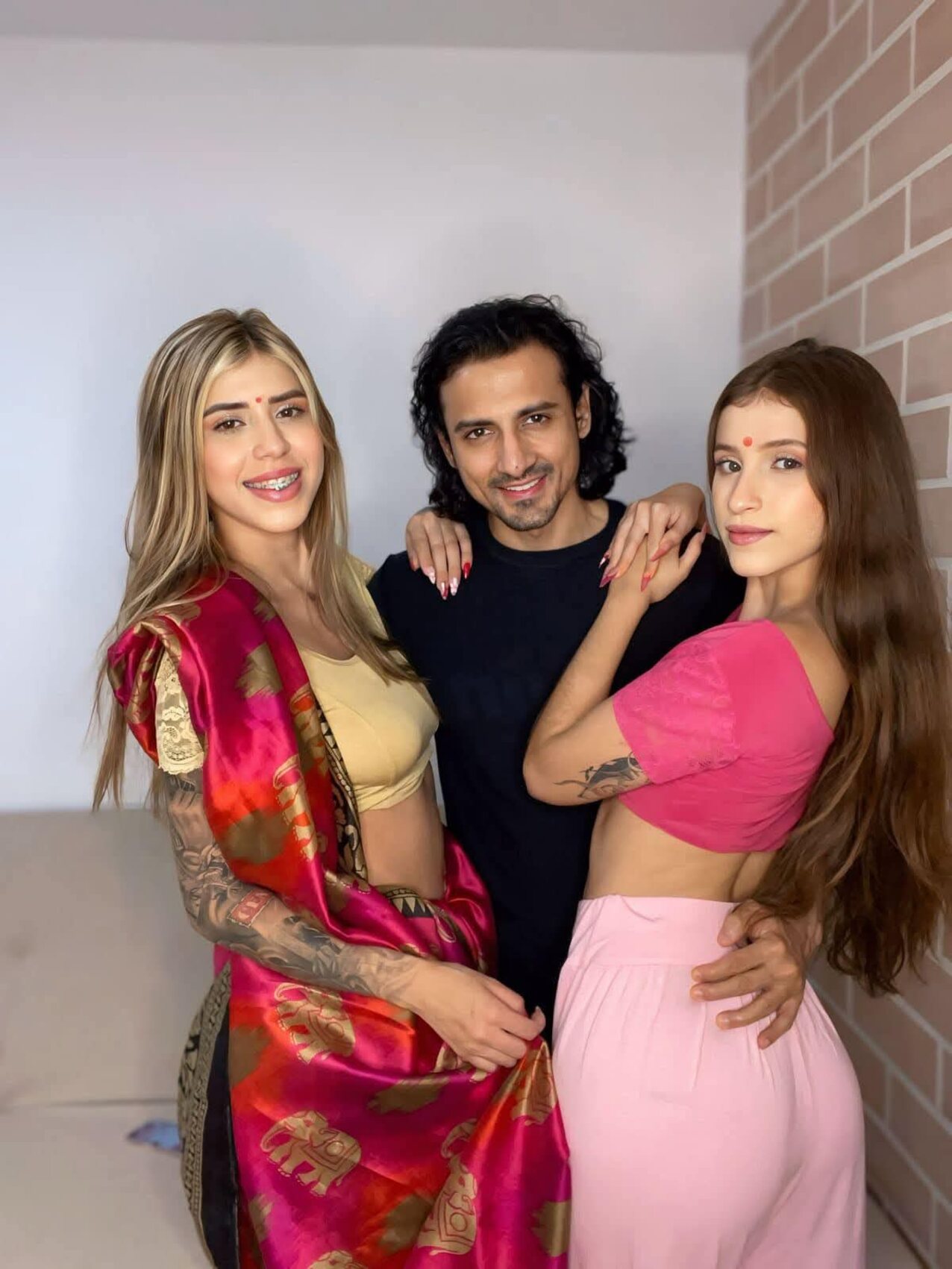niksindia blonde white girl