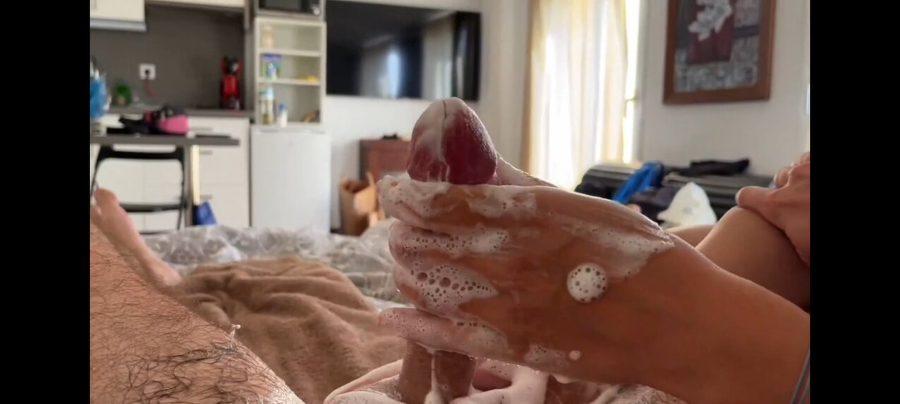 handjob cum hand