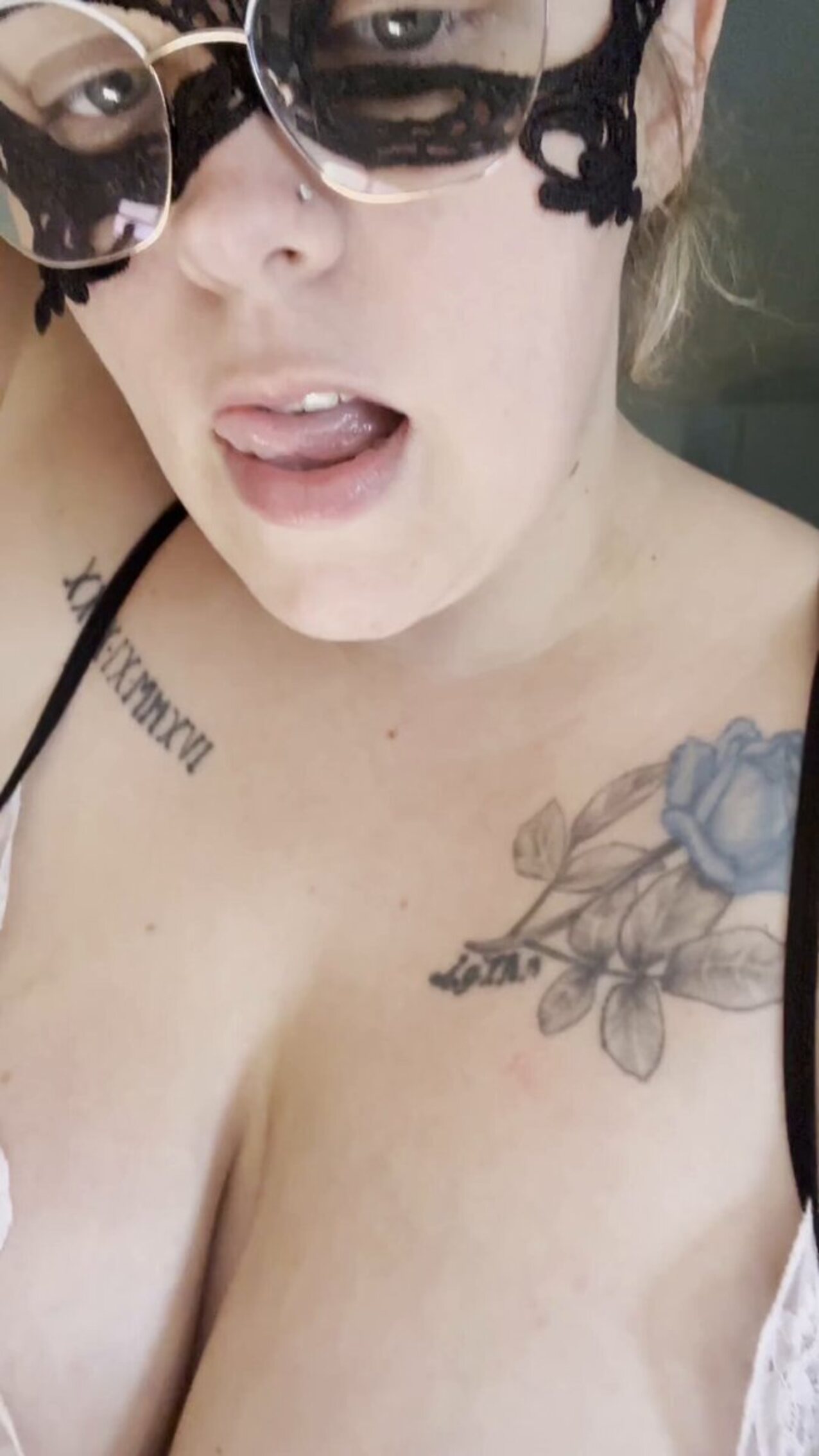camgirl amateur brunette