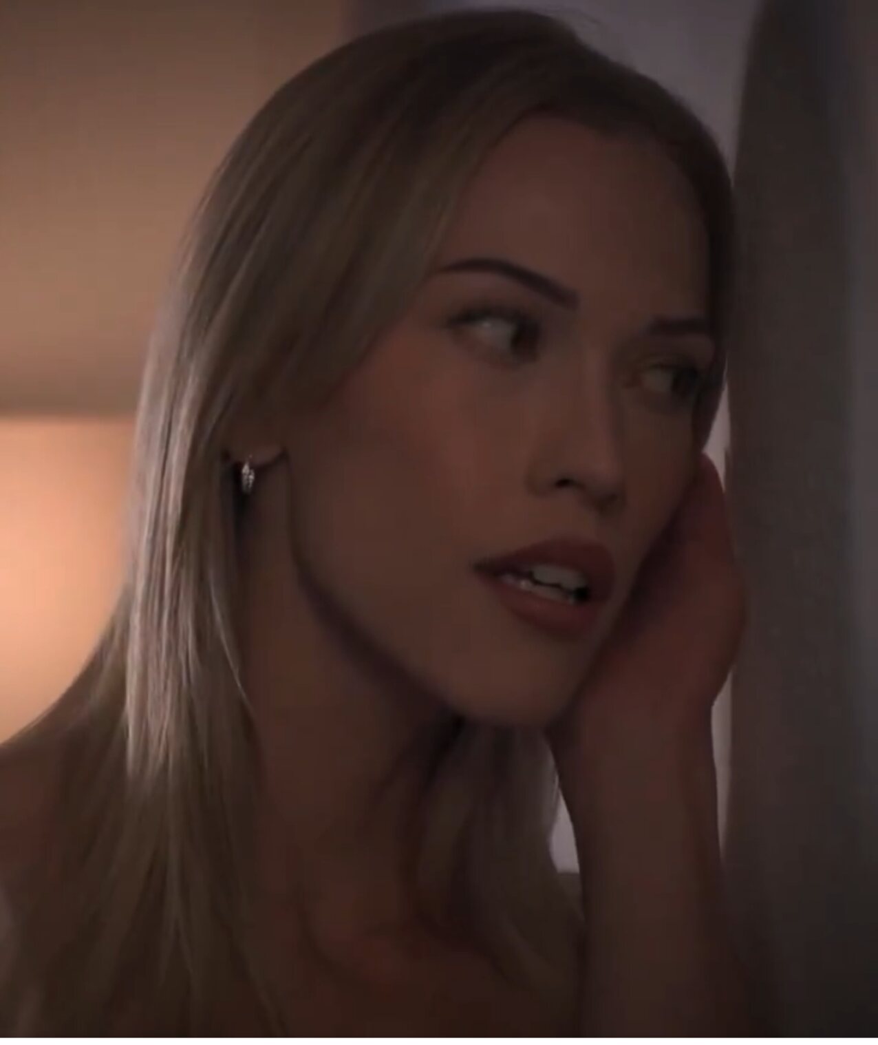 blonde mom spy