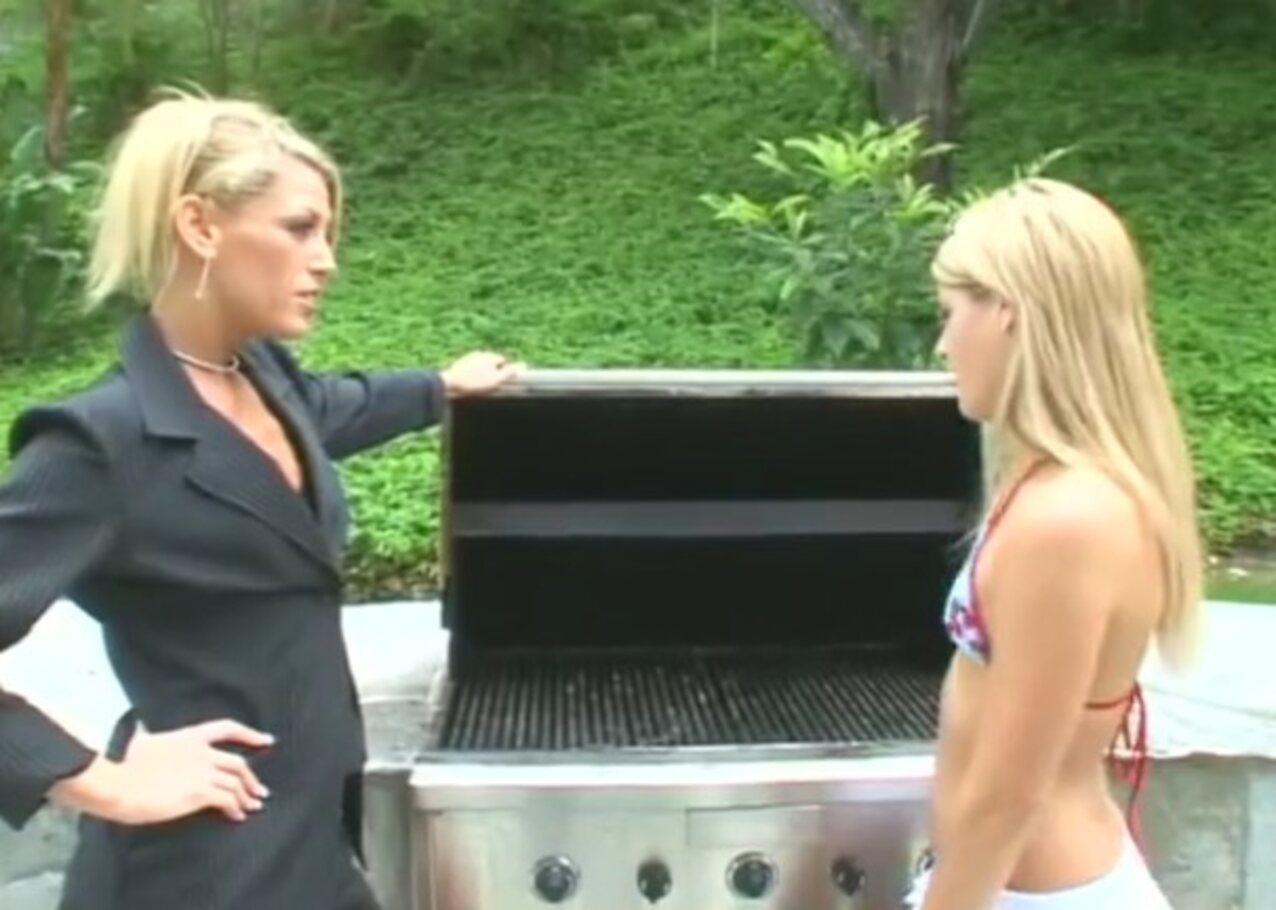 blondes lesbians outside