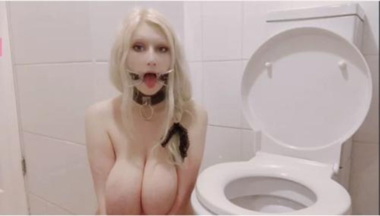big tits blonde fetish