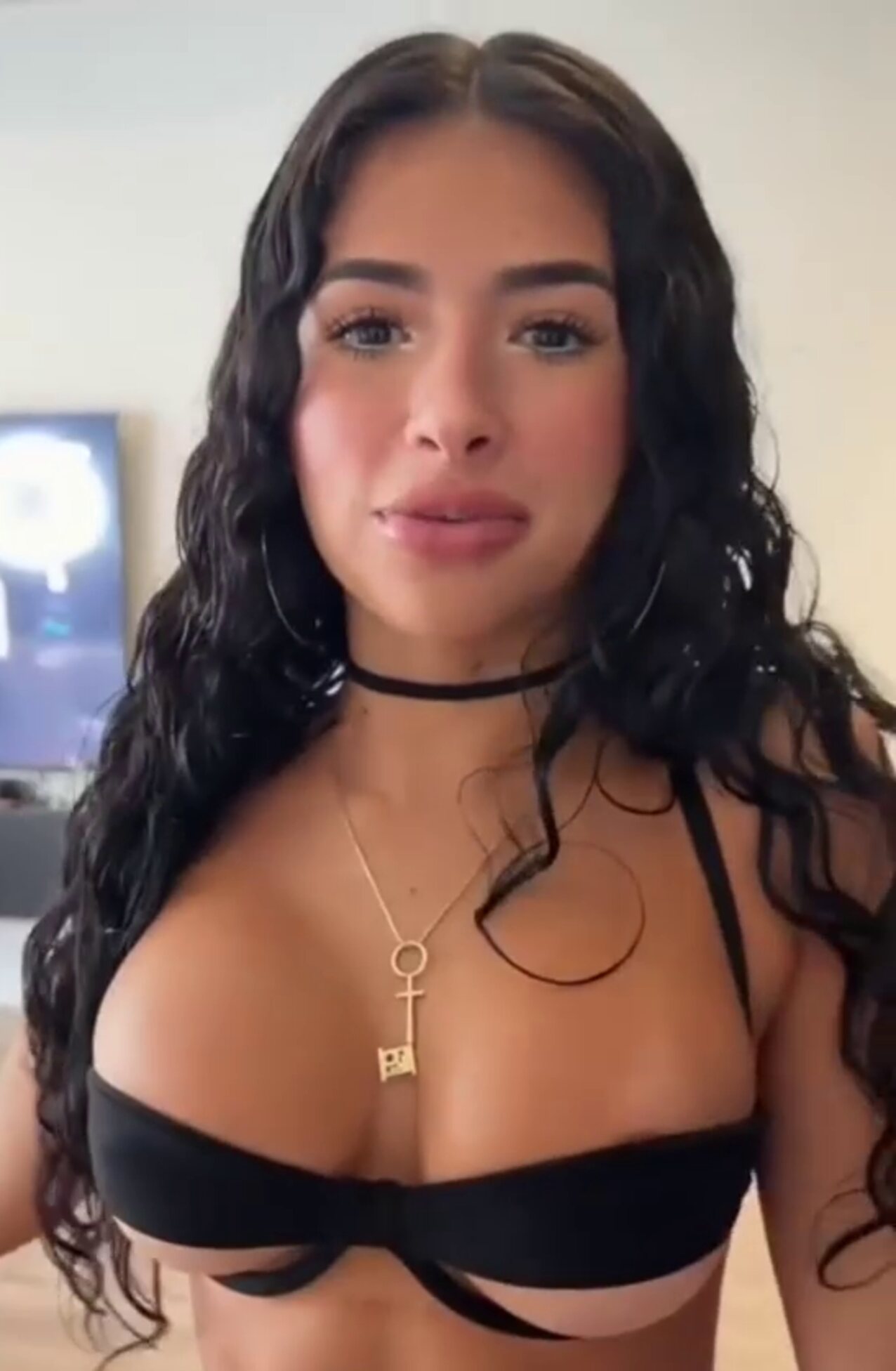 nig tits latina blowjob