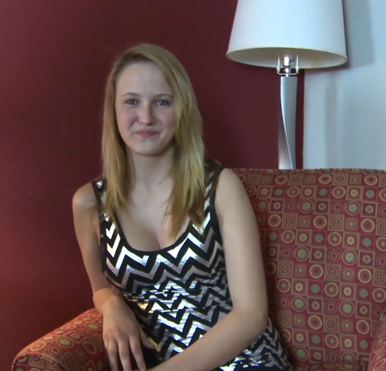 amateur casting blonde