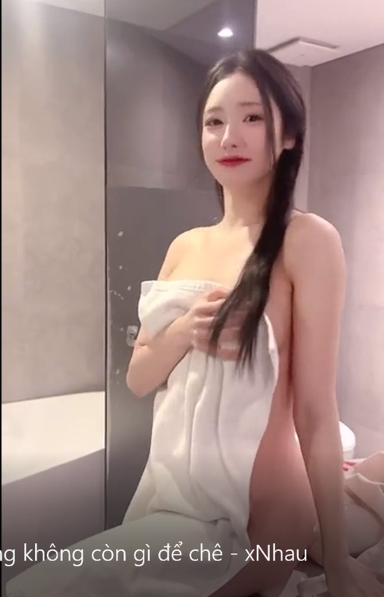 asian petite shower