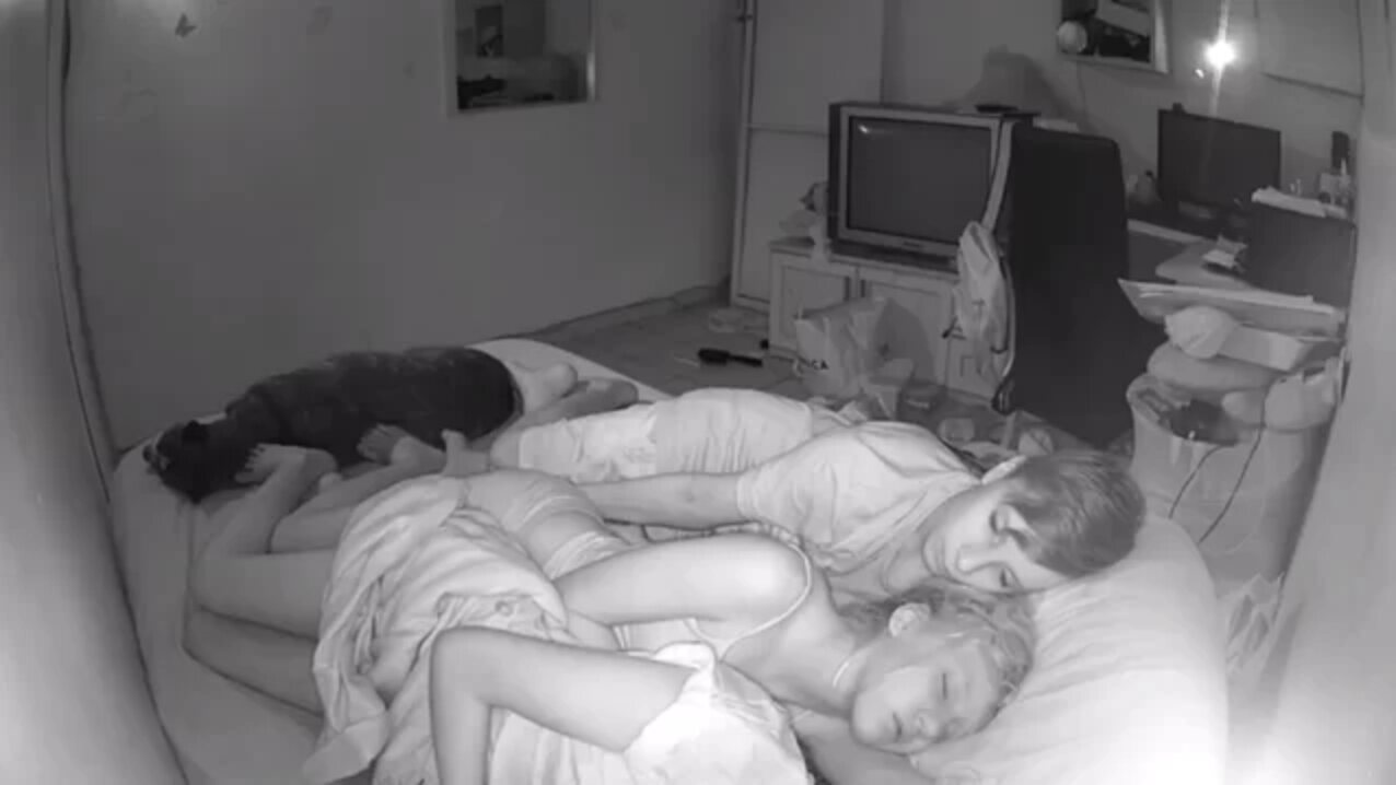 sleep teen ip cam