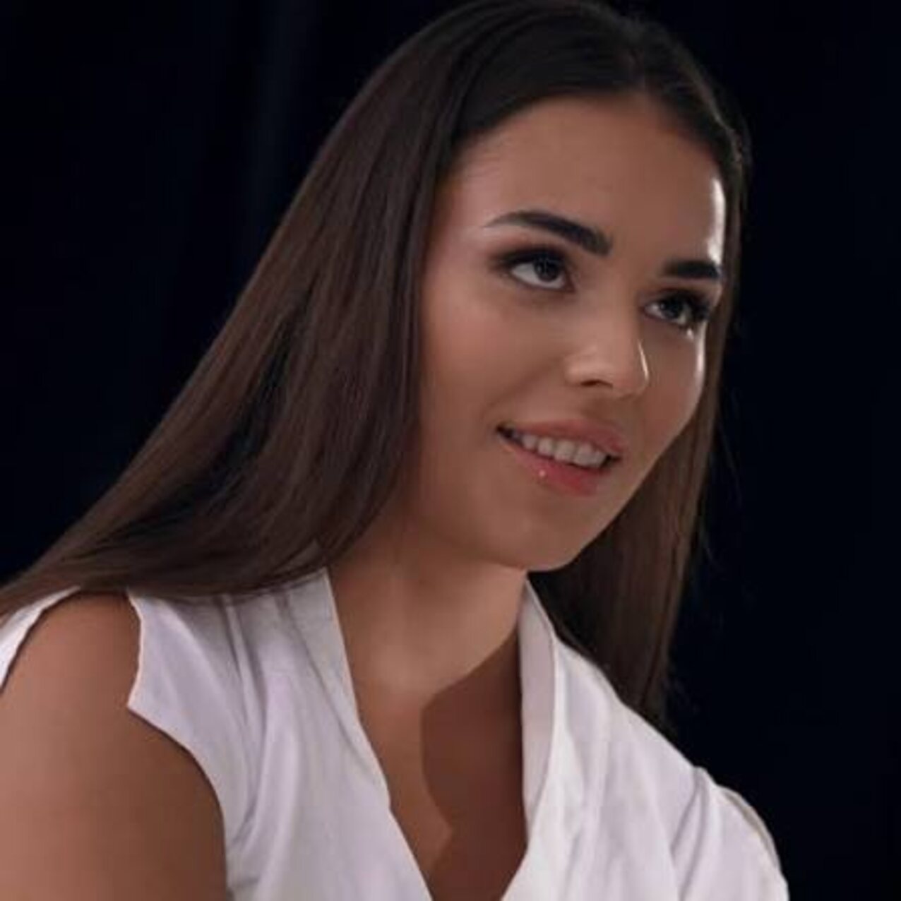 pornstar brunette massage