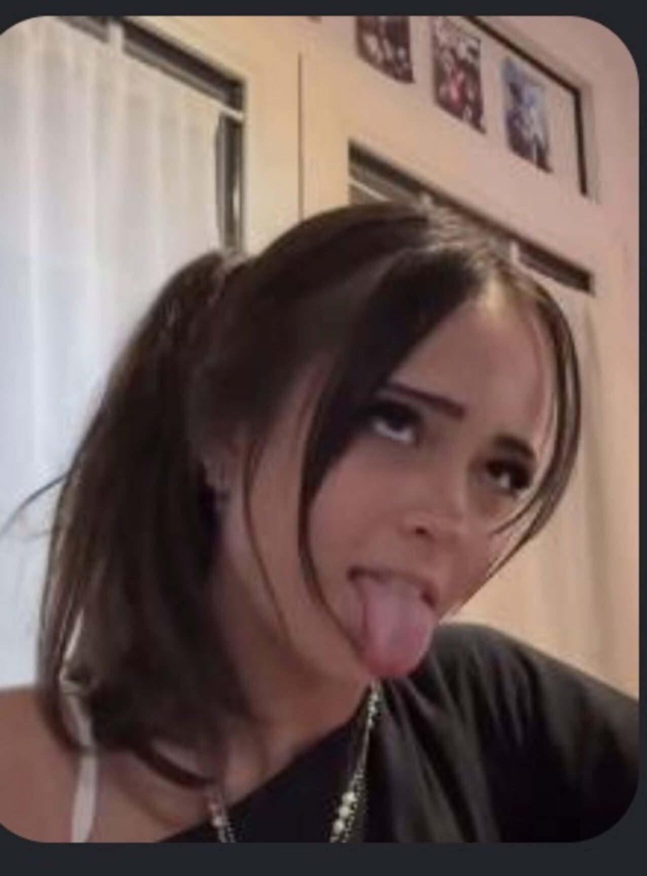 twitch tiktok dark hair