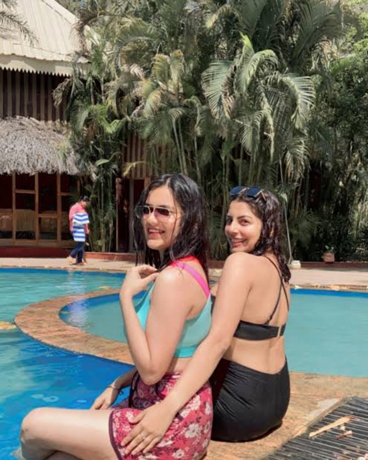 poolside nude hot