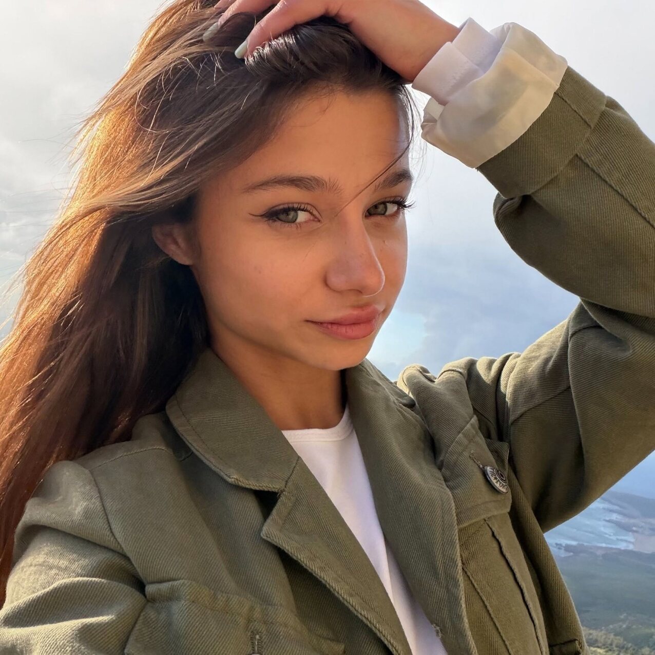 amateur petite camgirl
