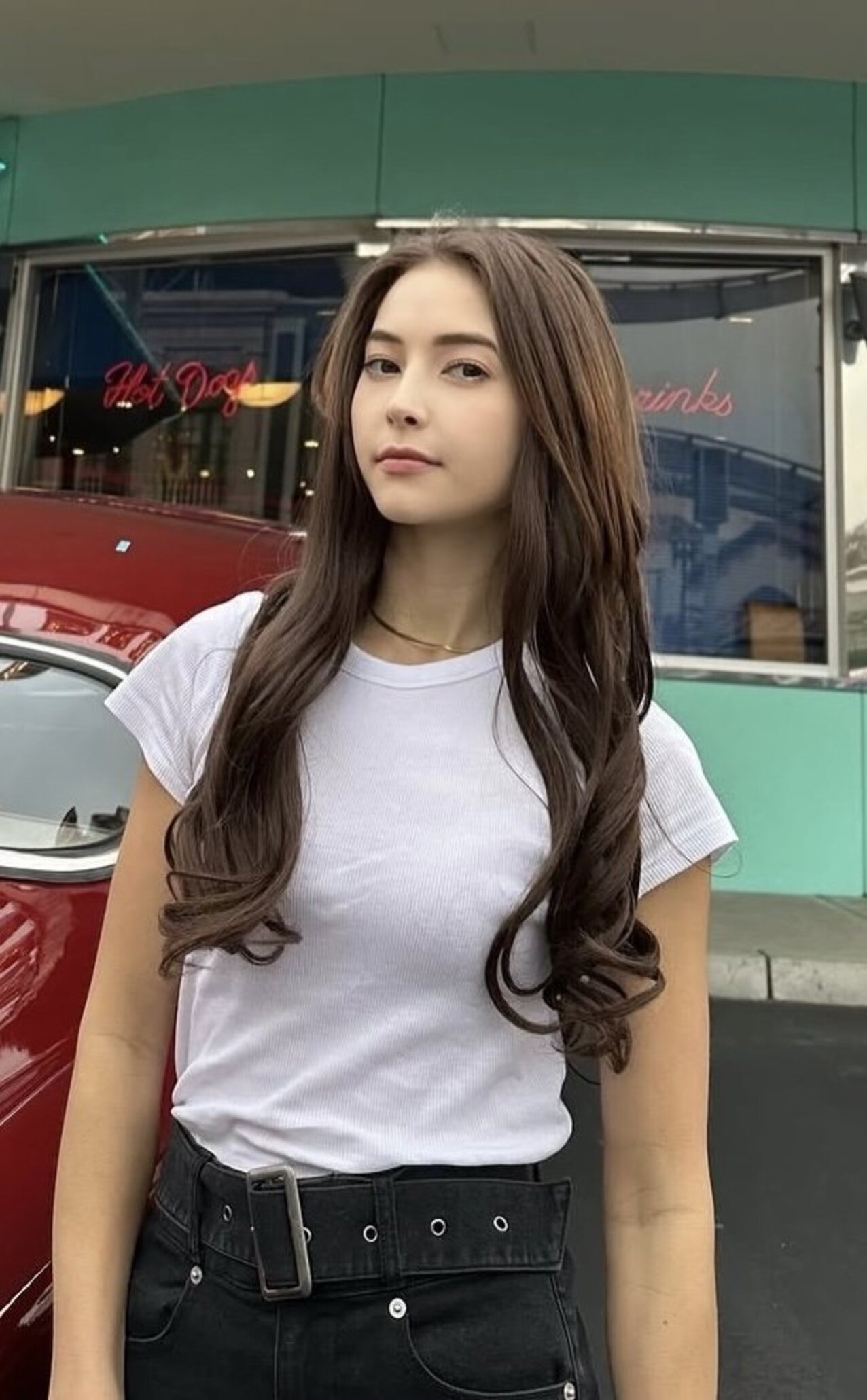 brunette beautiful blowjob