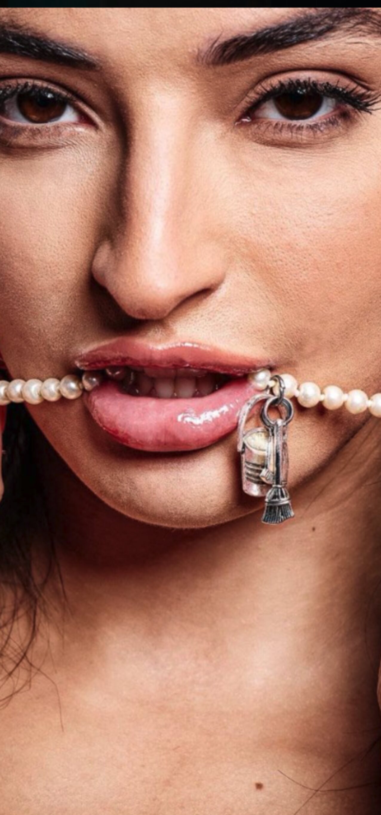 emily willis spinner bite
