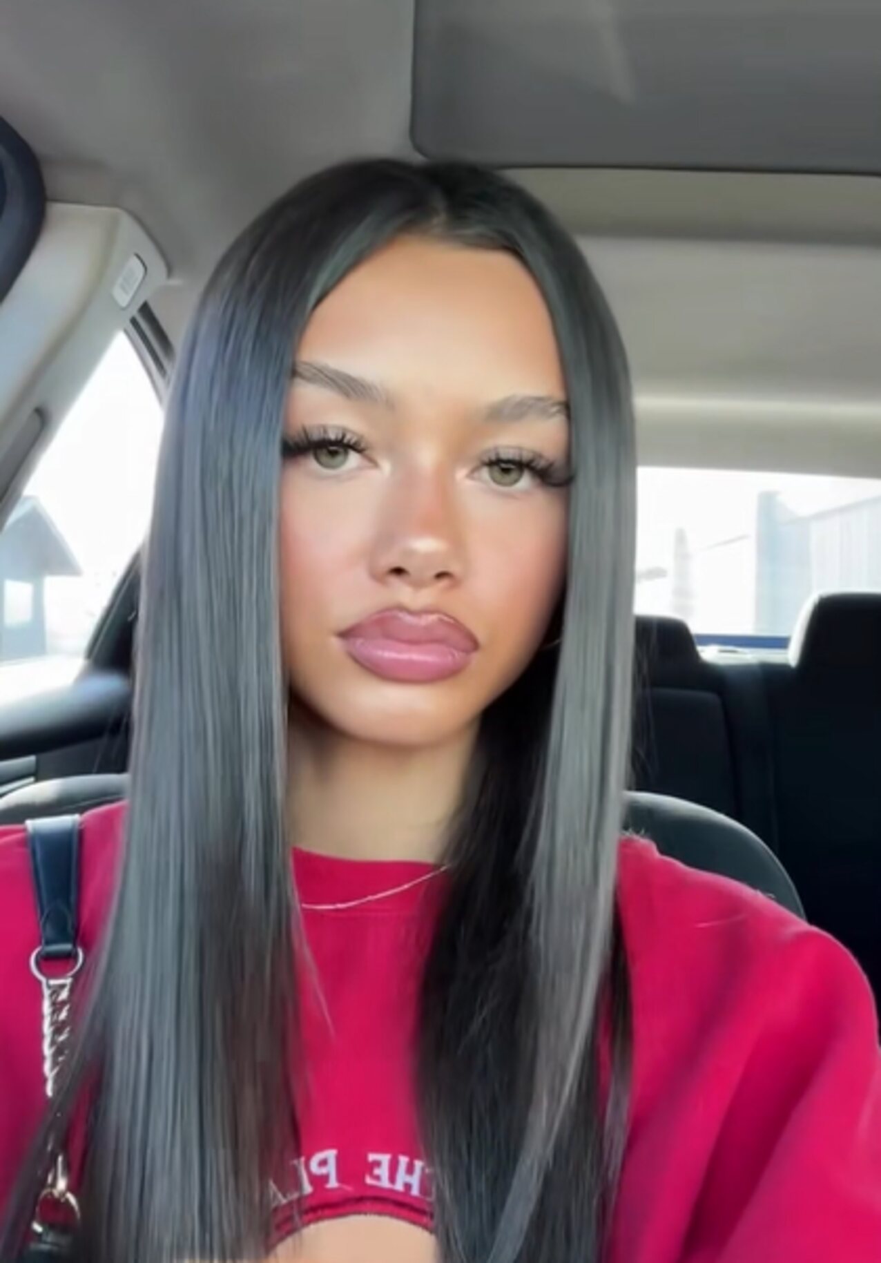brat black hair influencer