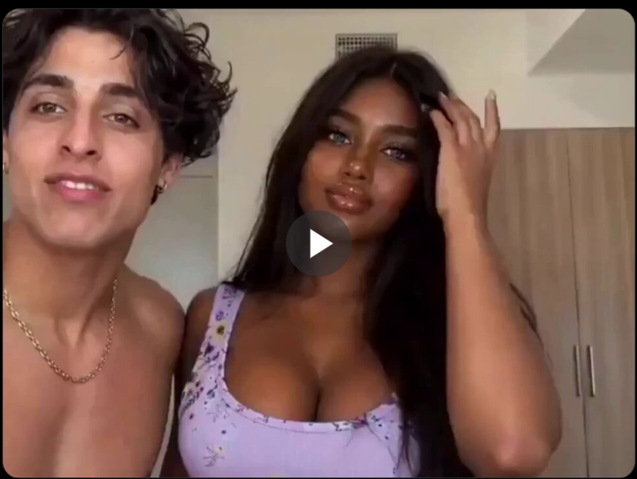 busty brunette bigtits