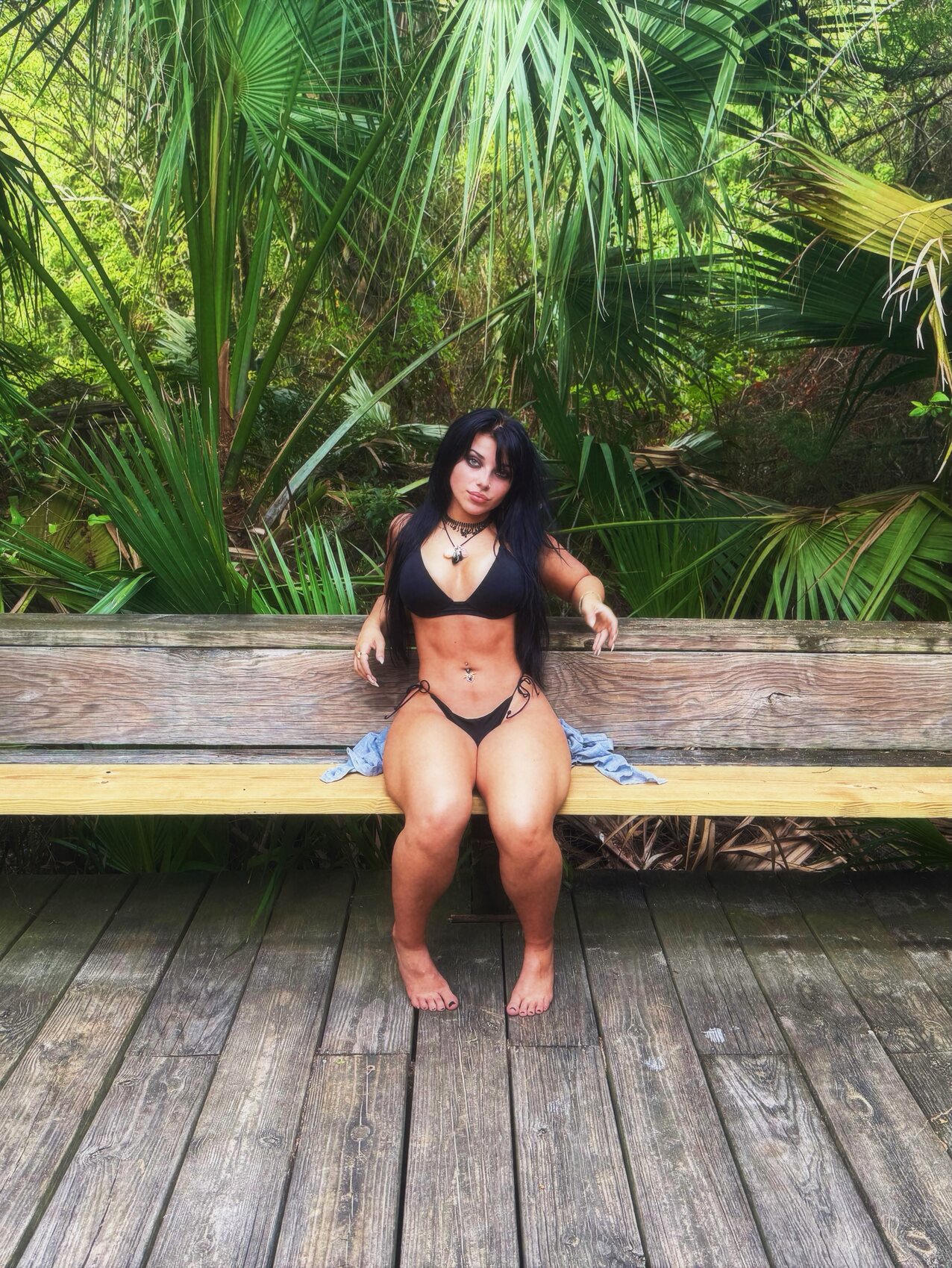 bikini insta alt