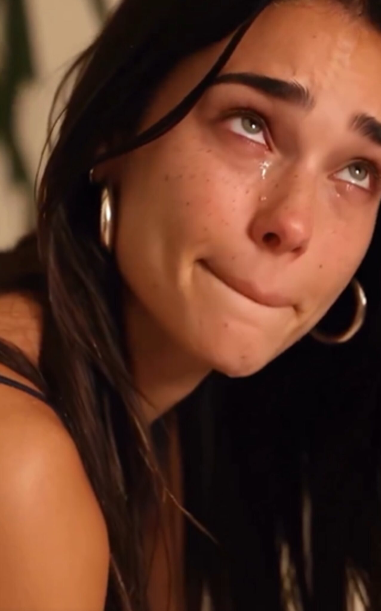 dark hair sexy beauty eyes