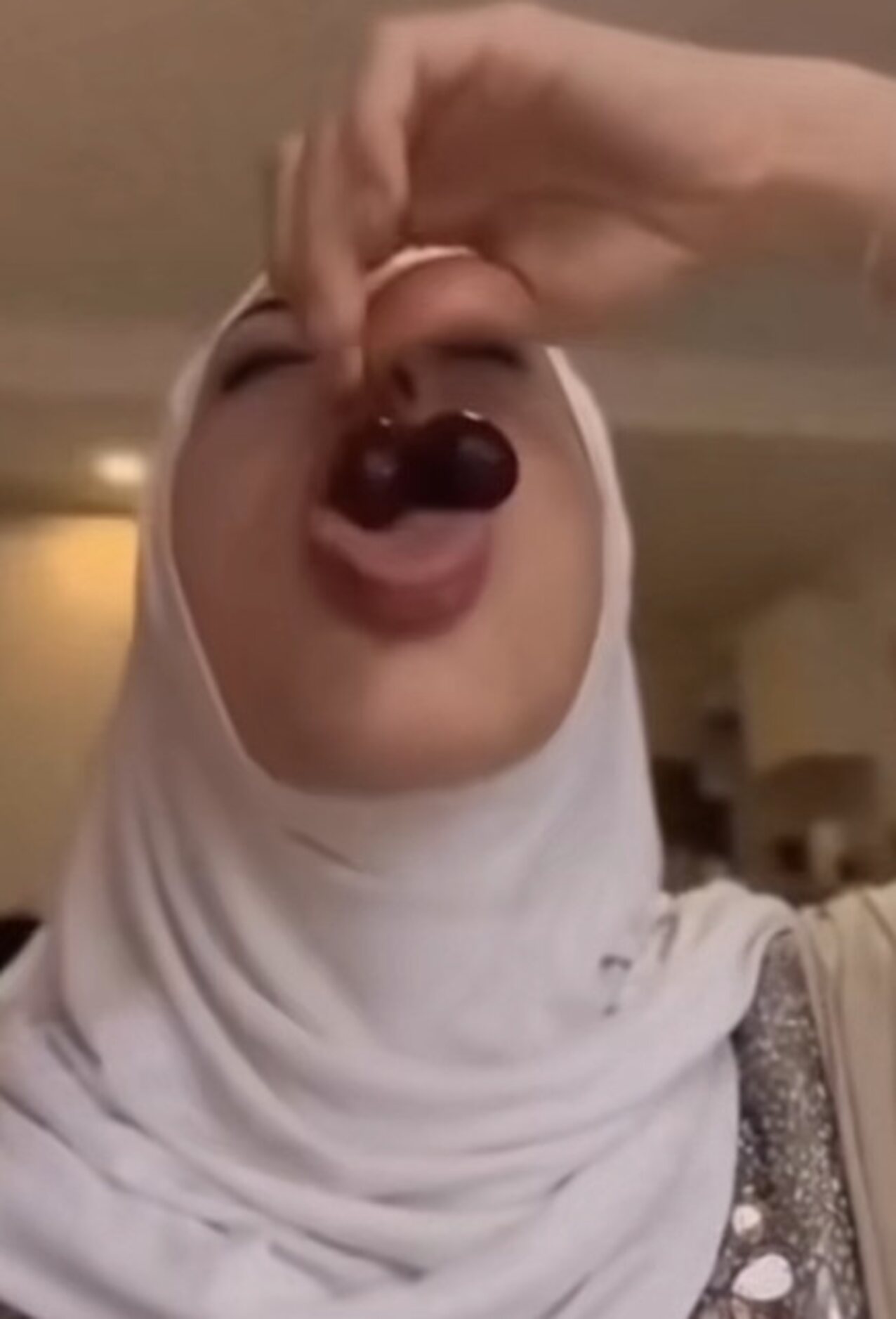 hijab blowjob sucking
