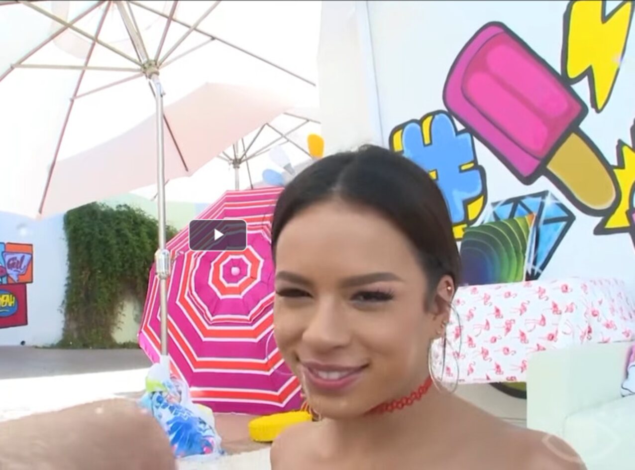 latina blowjob cumshot