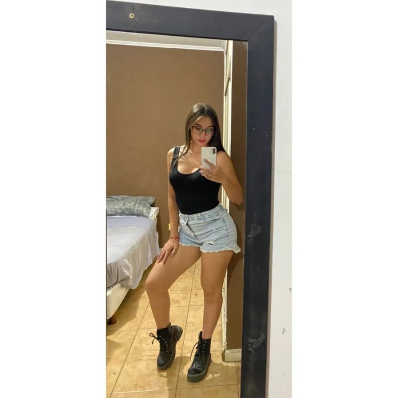 selfie curve shape