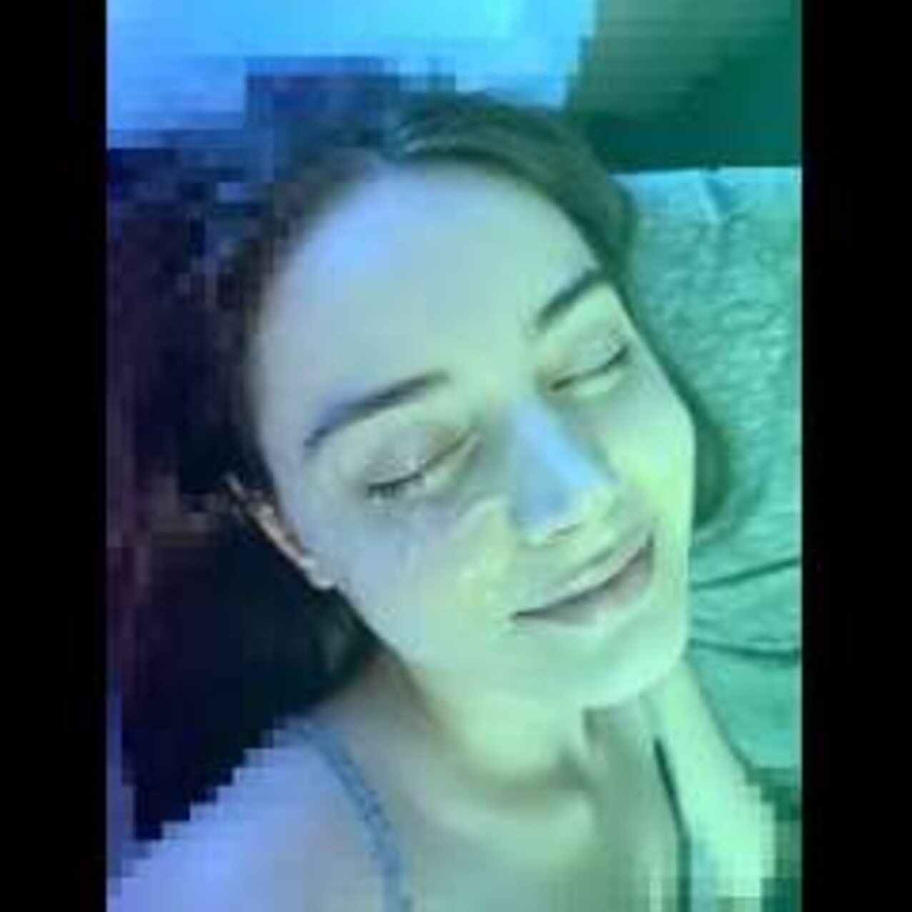 camgirl facial beauty