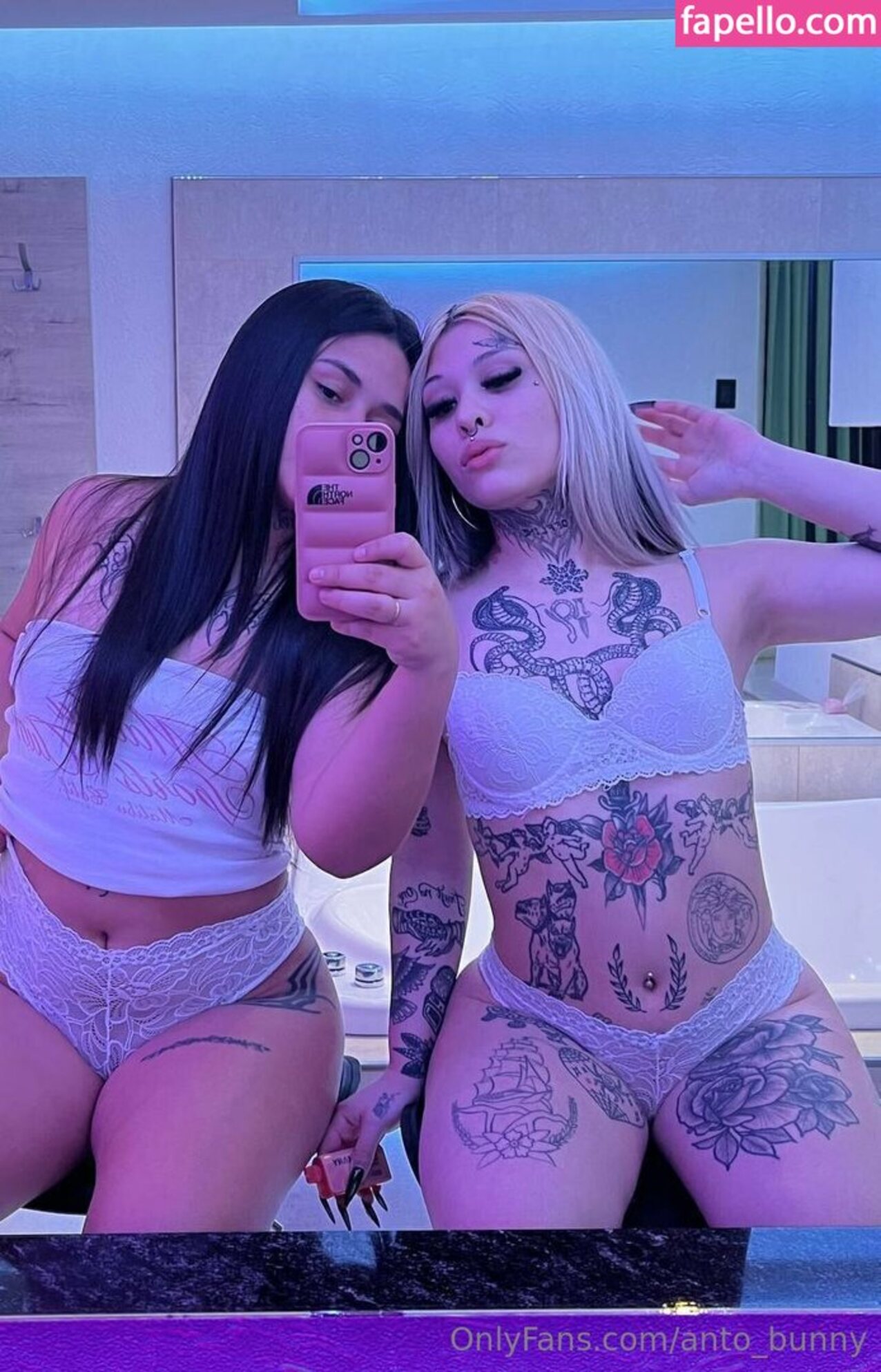 lesbian lesbians goth