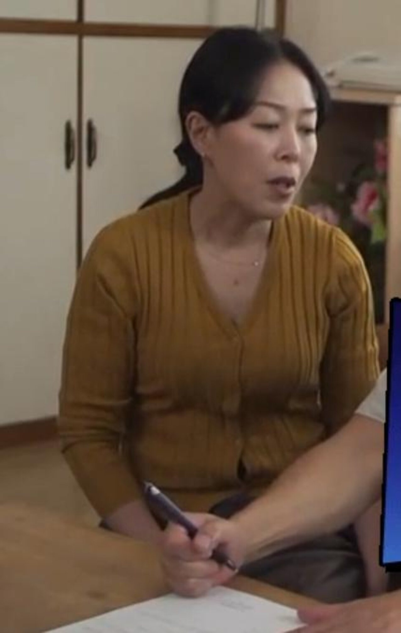 supporting actress jav mother