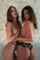 kiss nude lesbian